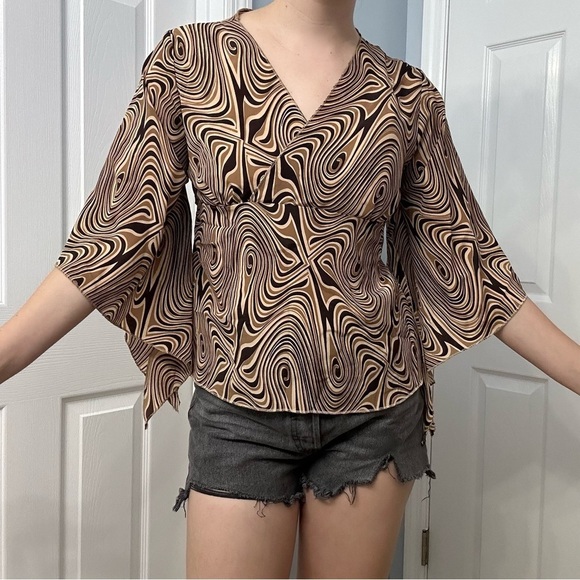 Y2K Blouse Flare Sleeve Hippie Boho Striped Abstract Fairy Casual Size Medium - Picture 1 of 6